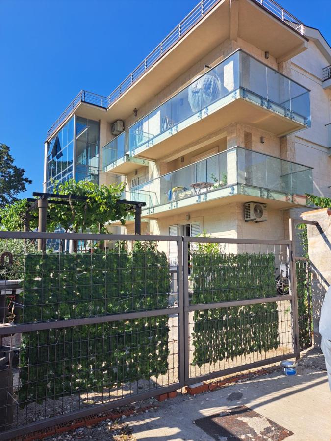 Apartments With Sea View In Prcanj Kotor Exterior photo