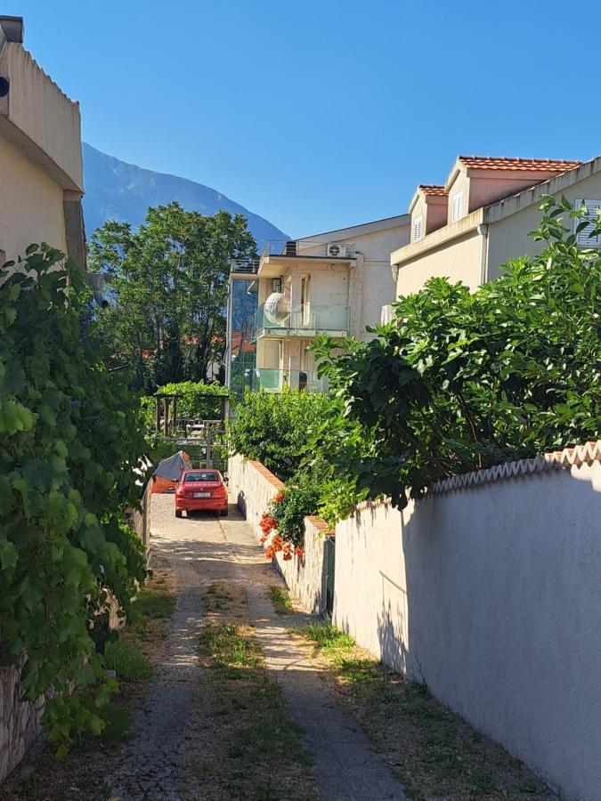 Apartments With Sea View In Prcanj Kotor Exterior photo