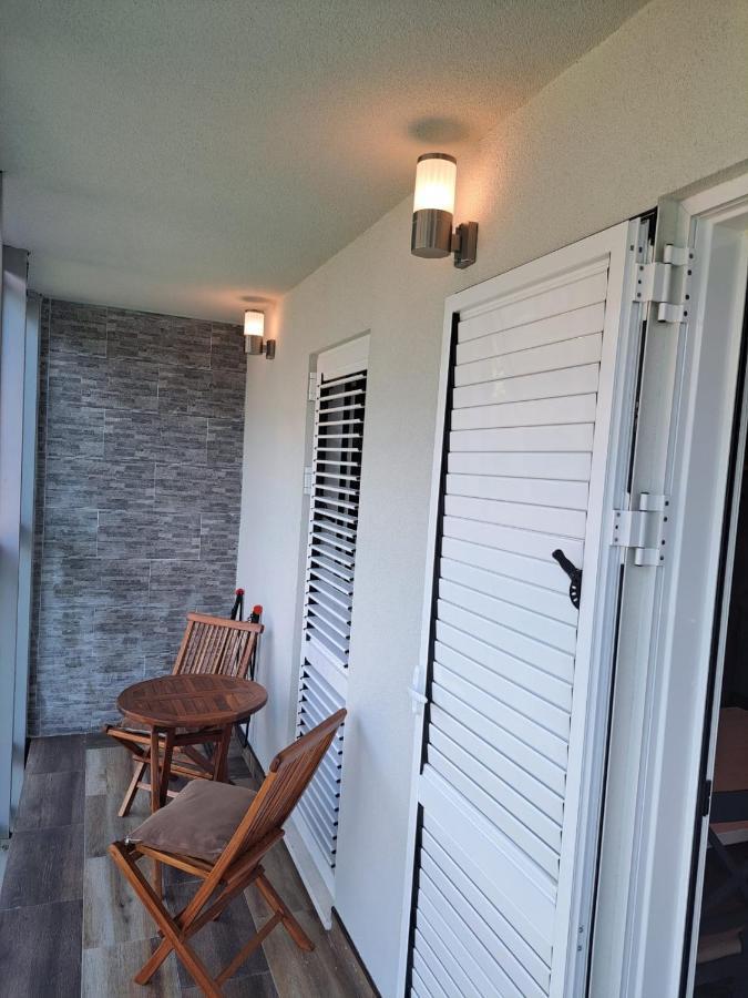 Apartments With Sea View In Prcanj Kotor Exterior photo