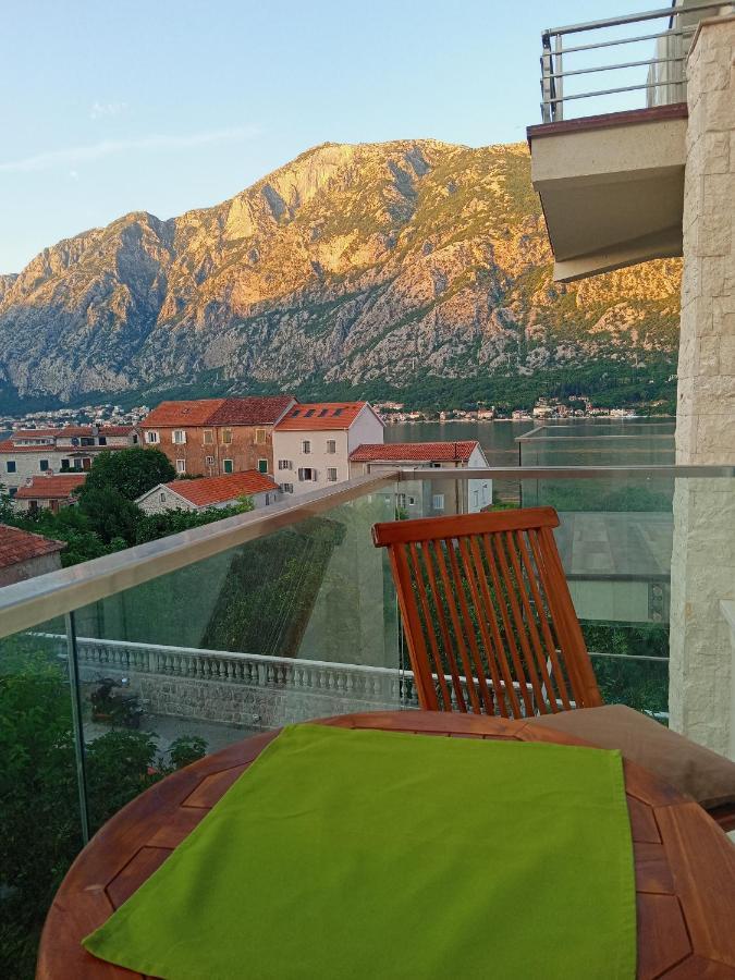 Apartments With Sea View In Prcanj Kotor Exterior photo