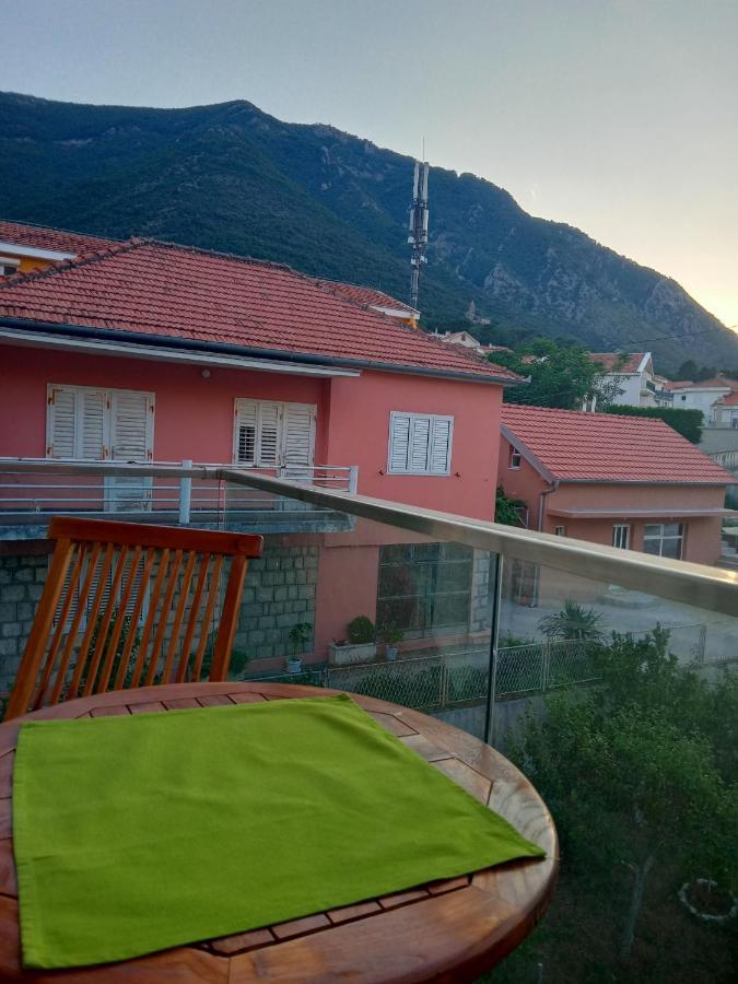 Apartments With Sea View In Prcanj Kotor Exterior photo