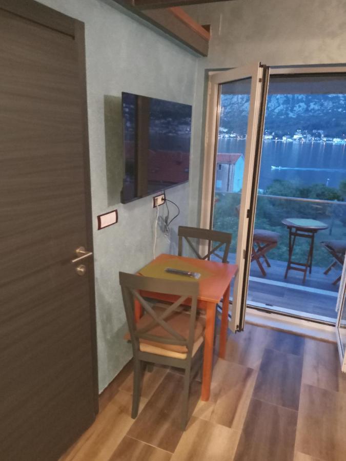 Apartments With Sea View In Prcanj Kotor Room photo