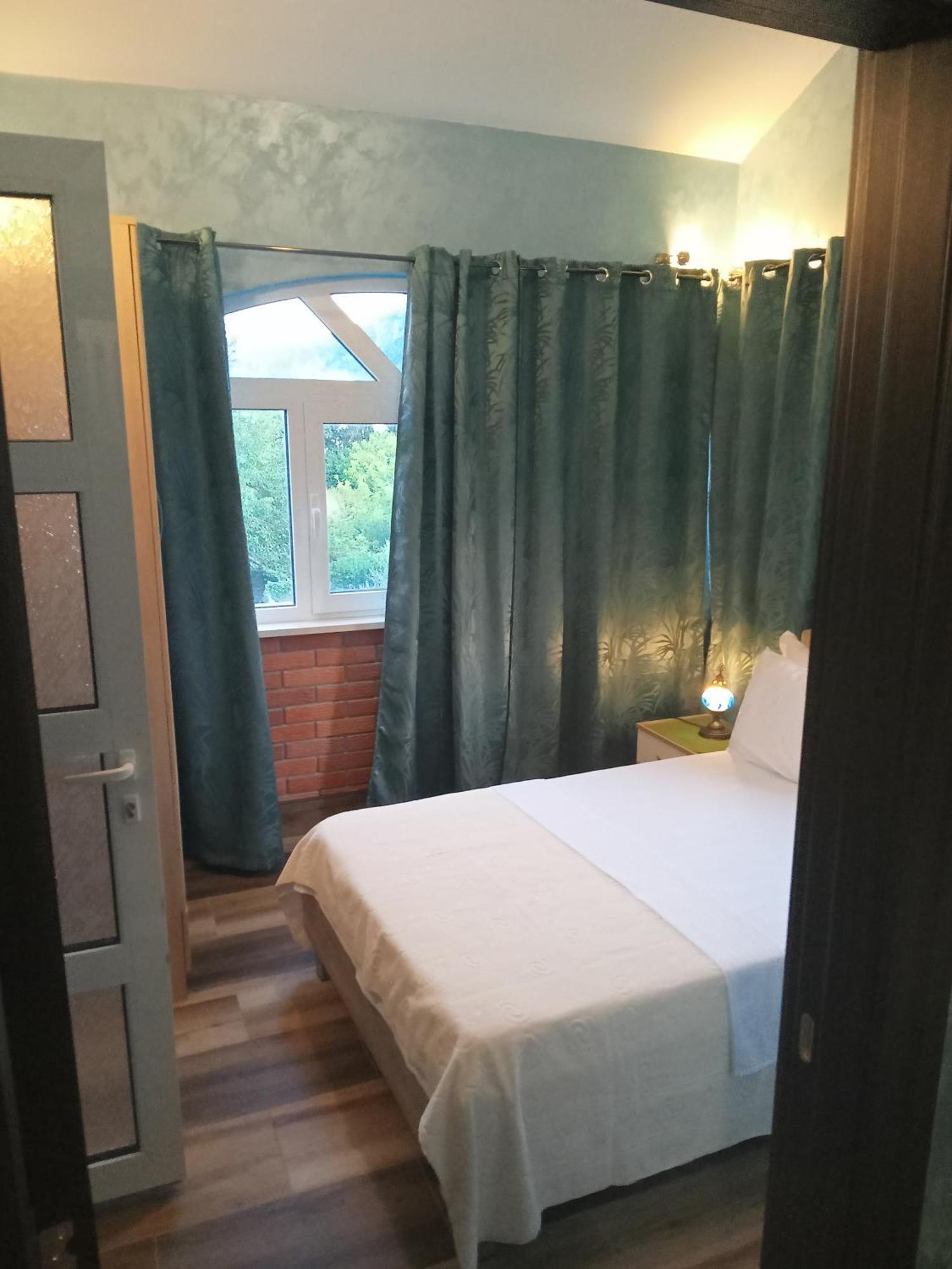 Apartments With Sea View In Prcanj Kotor Room photo